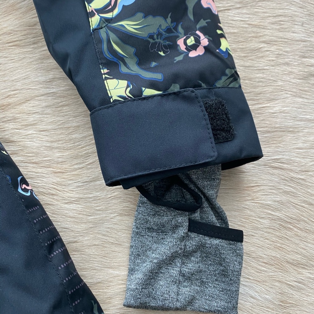 Roxy Torah Bright Snowflake jacket. 15k Dryflight - Picture 8 of 10